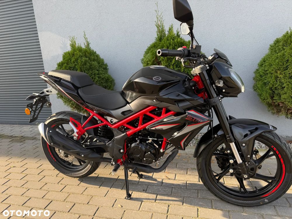 Benelli BN 125 - 25
