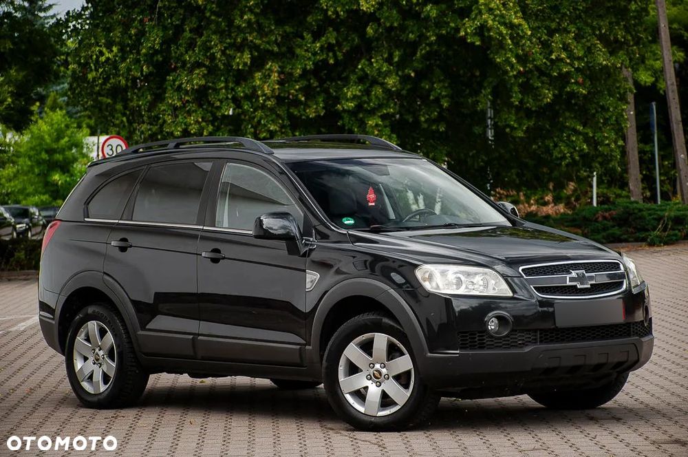 Chevrolet Captiva 2.4 2WD 7 Sitzer LS - 7