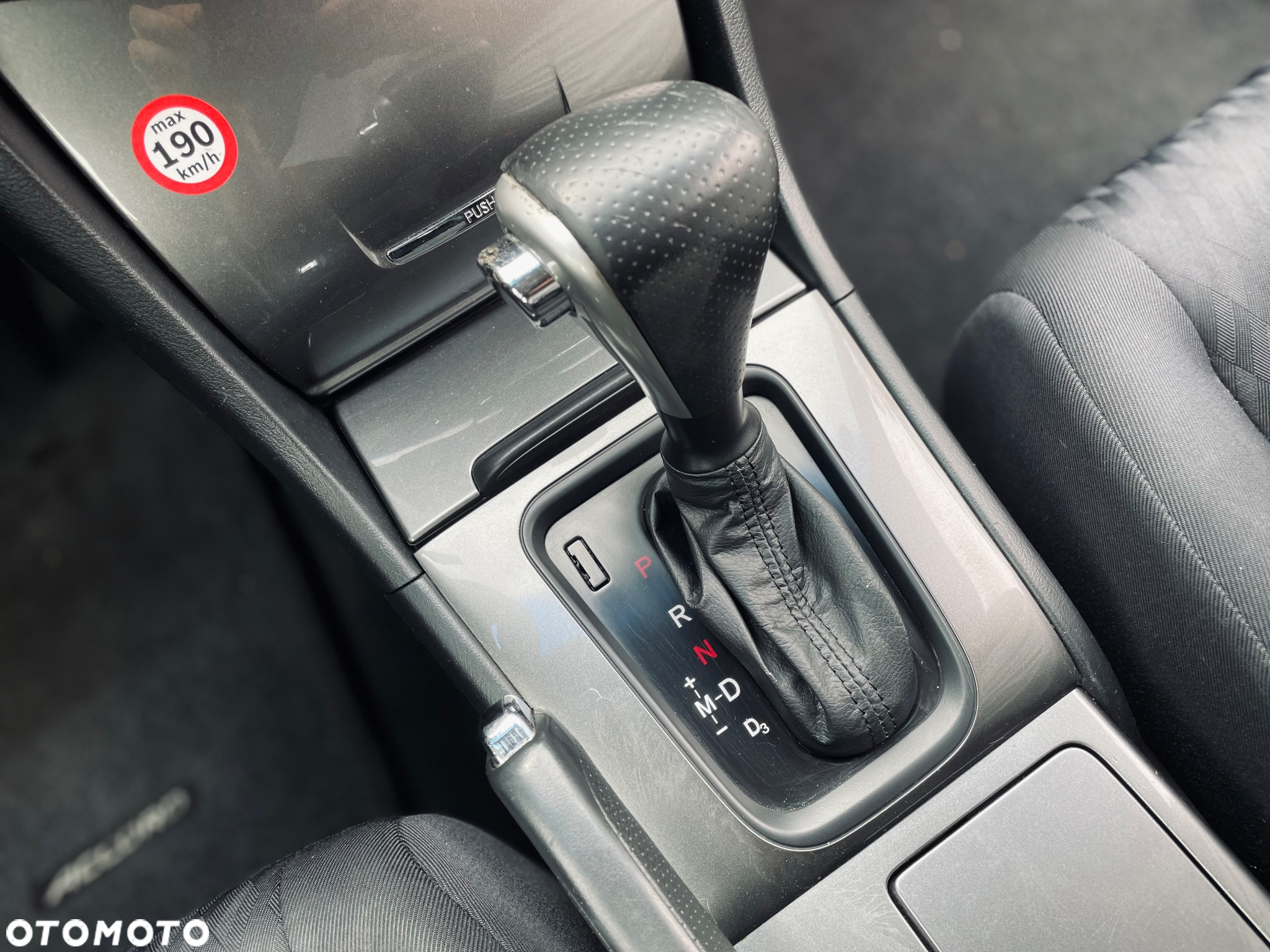 Honda Accord Tourer 2.0 i Automatik Comfort - 23