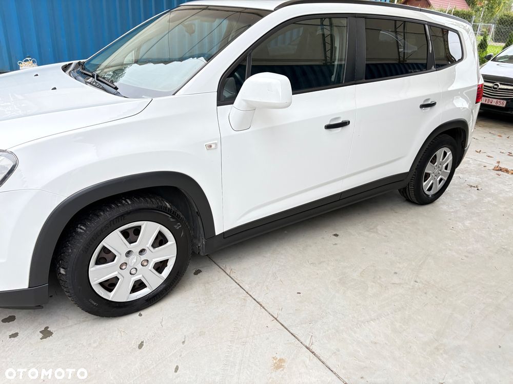 Chevrolet Orlando - 22