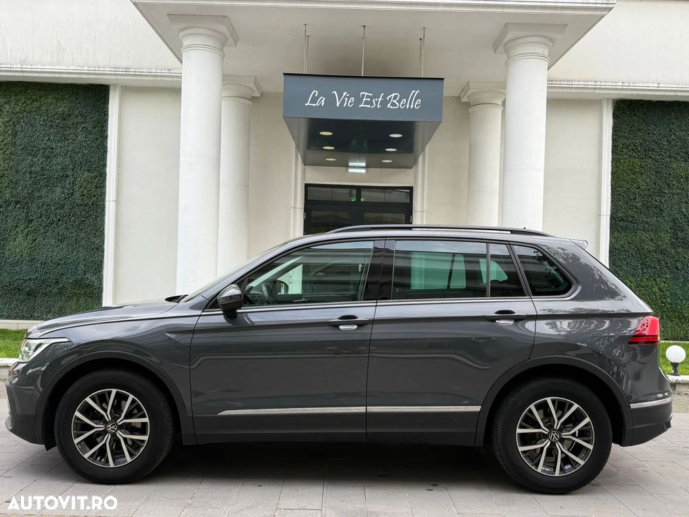 Volkswagen Tiguan - 28