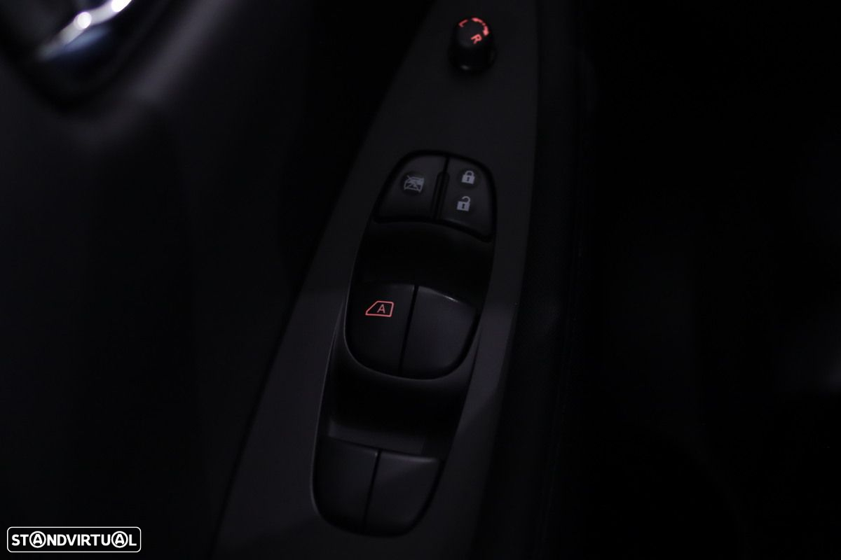 Nissan Leaf Acenta - 25