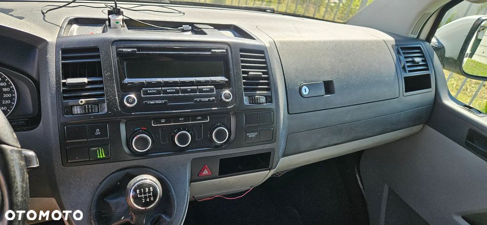 Volkswagen Transporter T5 Long - 19