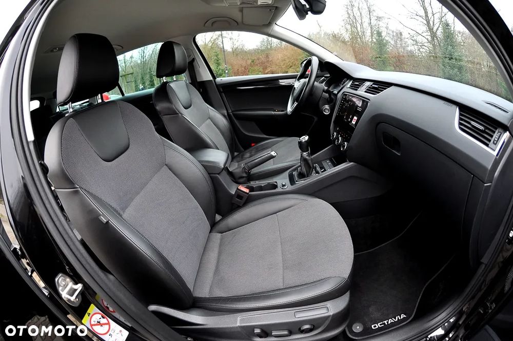 Skoda Octavia 1.6 TDI Premium Edition - 27