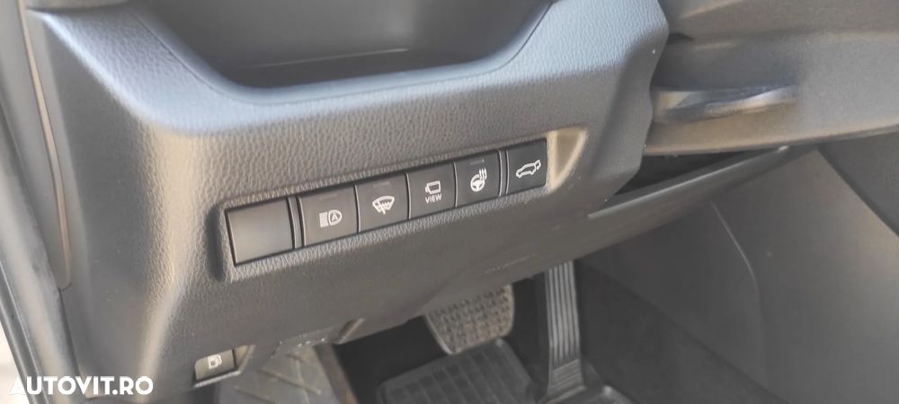 Toyota RAV4 - 17