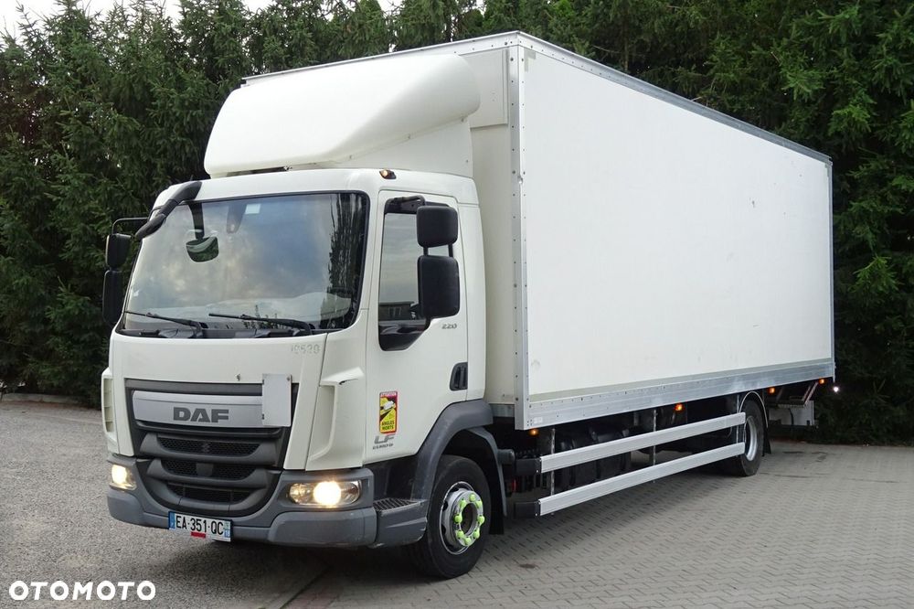 DAF LF 220 Euro 6 kontener 18p winda sprowadzony książka - 1