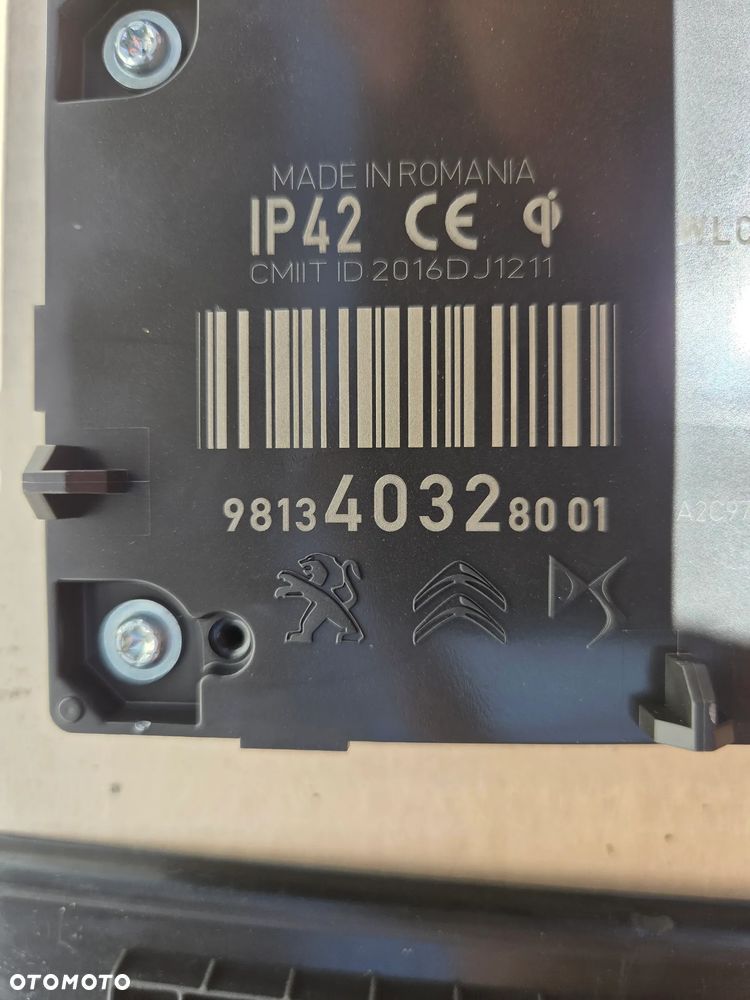 Ładowarka indukcyjna Peugeot Citroen 9813403280 - 3