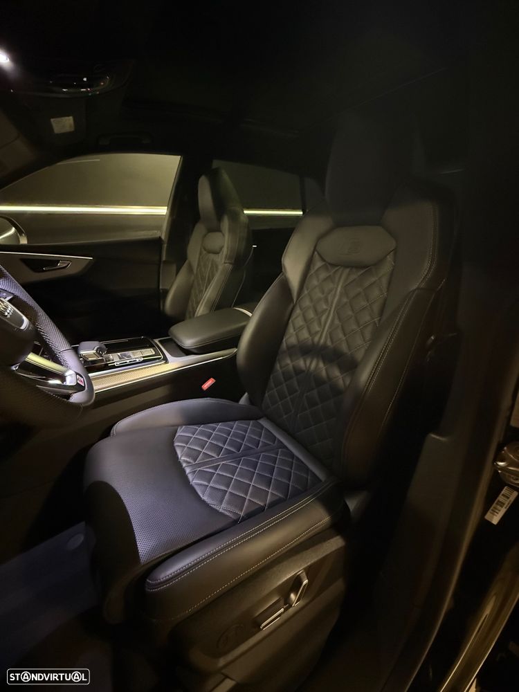 Audi Q8 60 TFSIe quattro S line Tiptronic - 40
