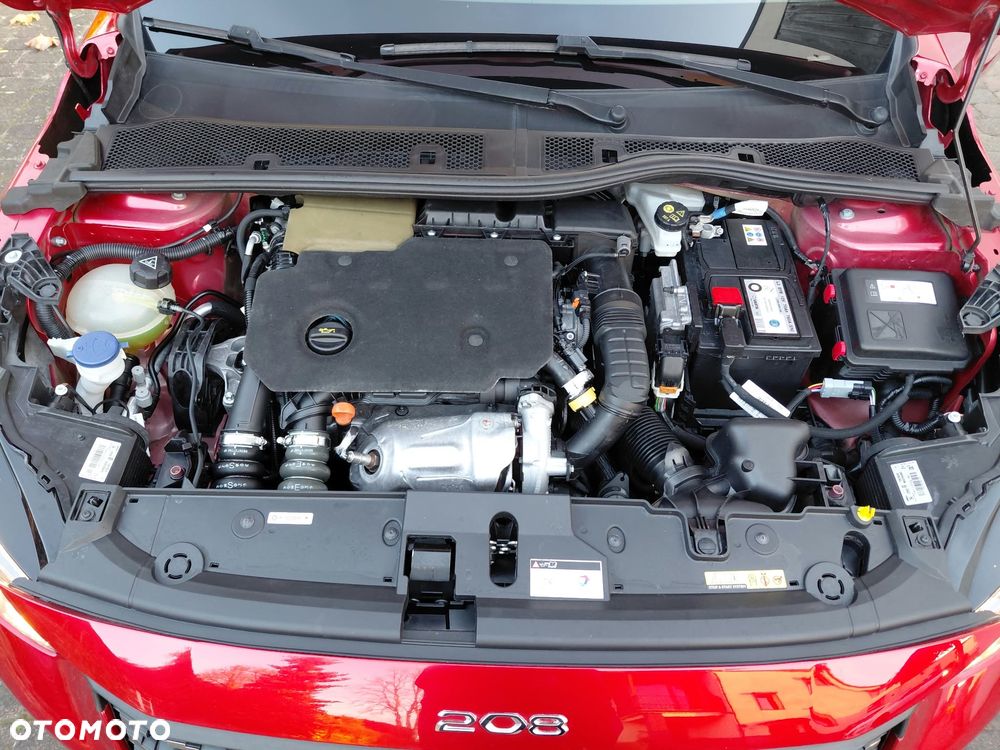 Peugeot 208 - 11