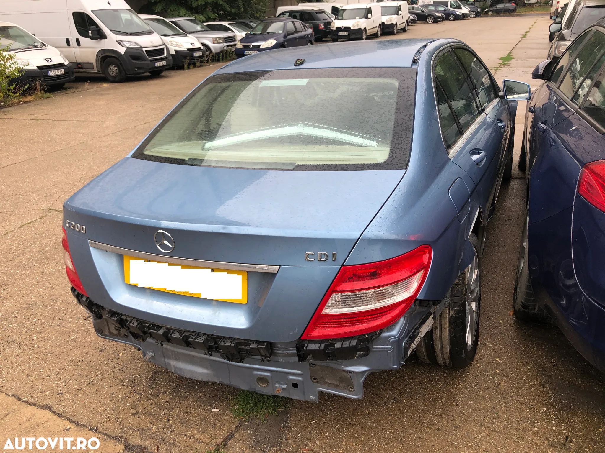 Dezmembrez Mercedes Benz C Class W204 C200 cdi bleo 2010 - 9