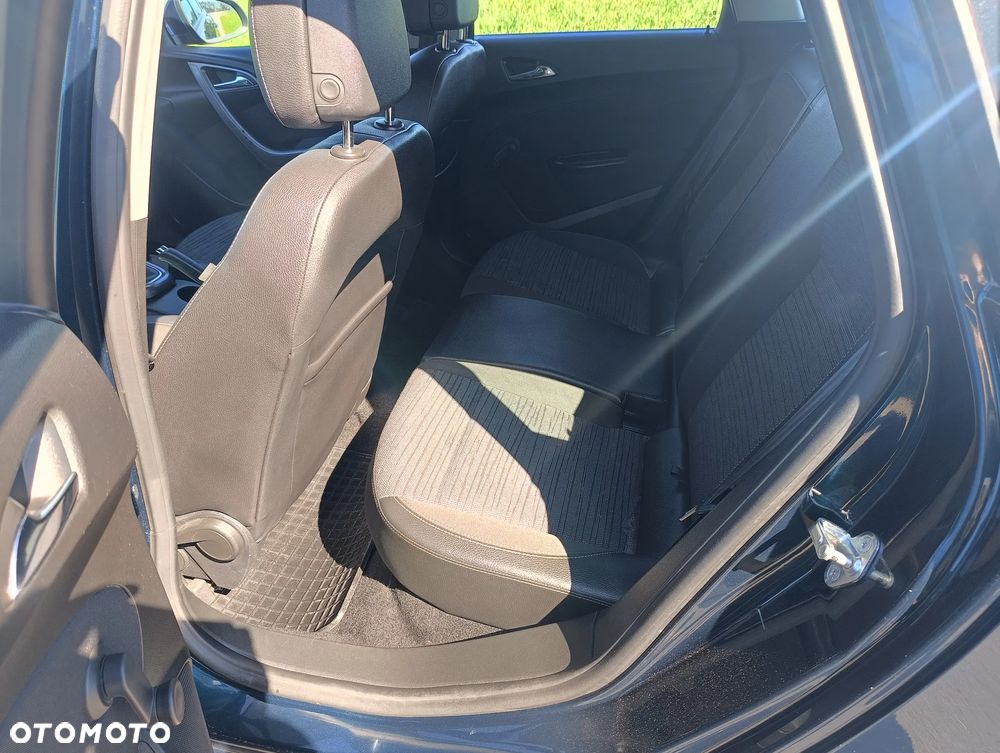 Opel Astra 1.6 D Start/Stop Dynamic - 13