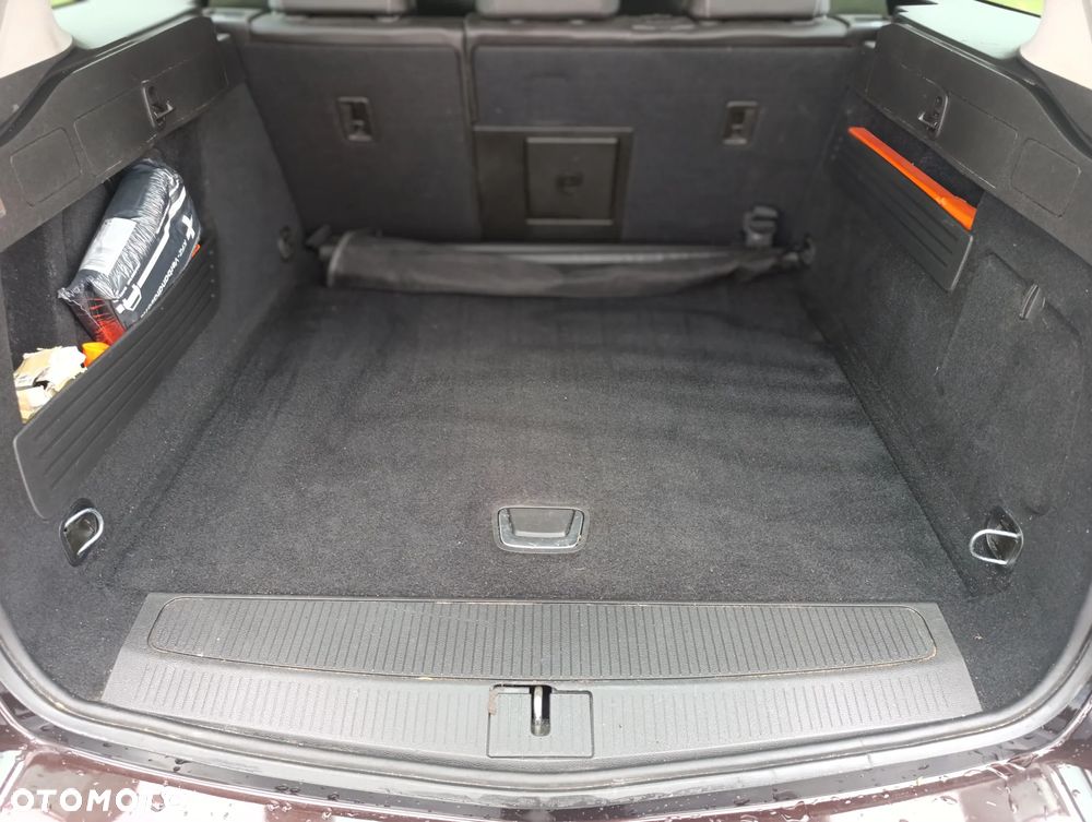 Opel Astra 1.4 T Enjoy S&S - 20