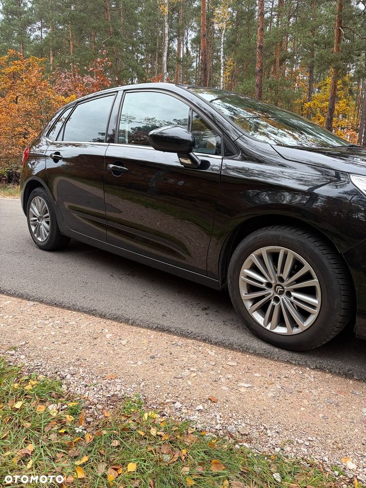 Citroen C4 2011 photo 5