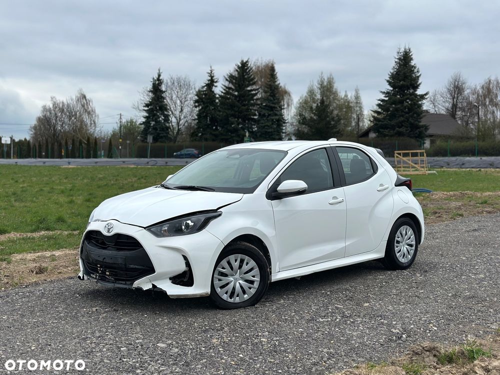 Toyota Yaris - 1