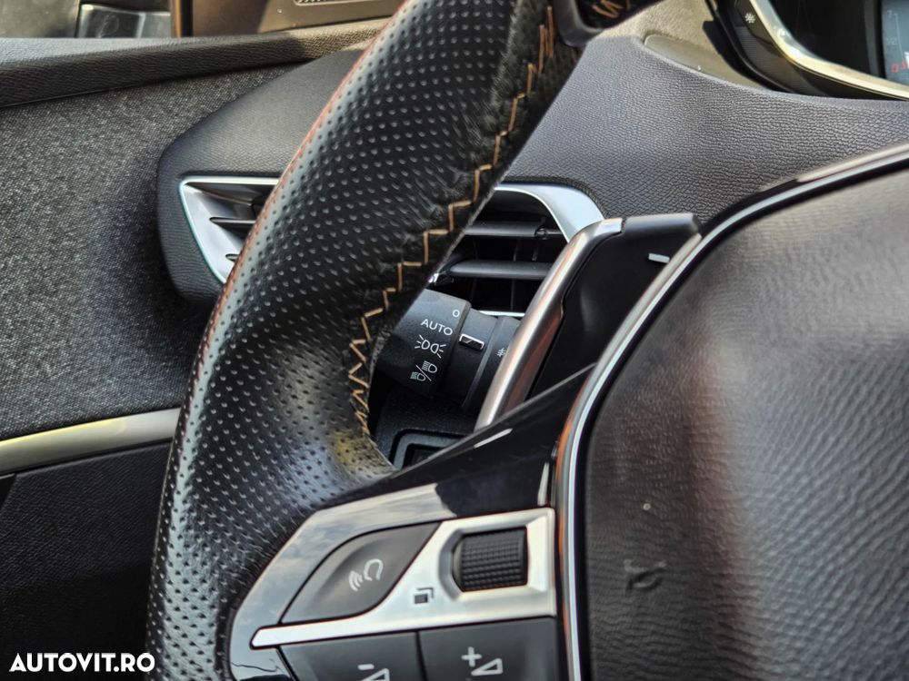 Peugeot 3008 1.6 THP EAT6 GT-Line - 18