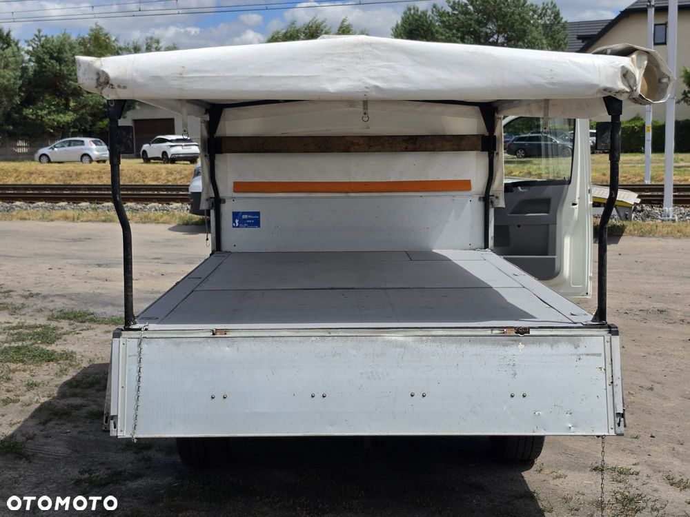 Volkswagen TRANSPORTER T5 - 10