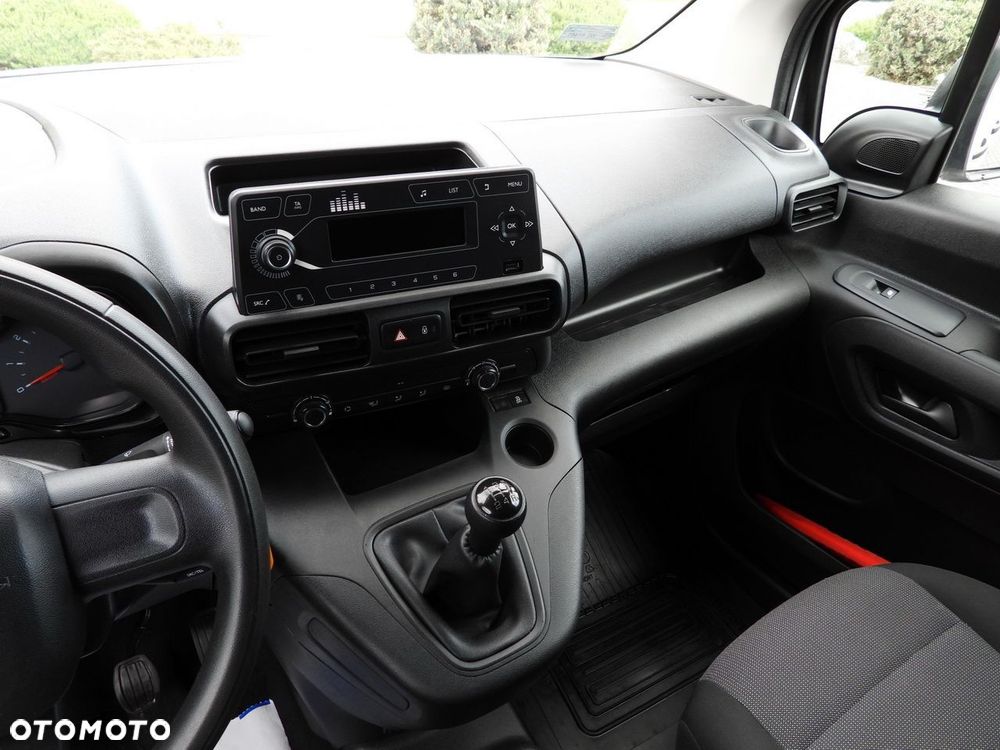Toyota PROACE CITY  FURGON CHŁODNIA  -15*C ZASILANIE 230V TEMPOMAT KLIMATYZACJA  100KM - 33