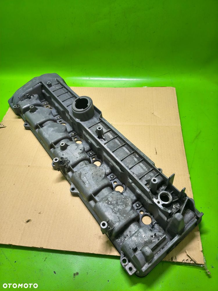Pokrywa zaworów dekiel w220 w211 3.2 CDI R6 613 648 - 2