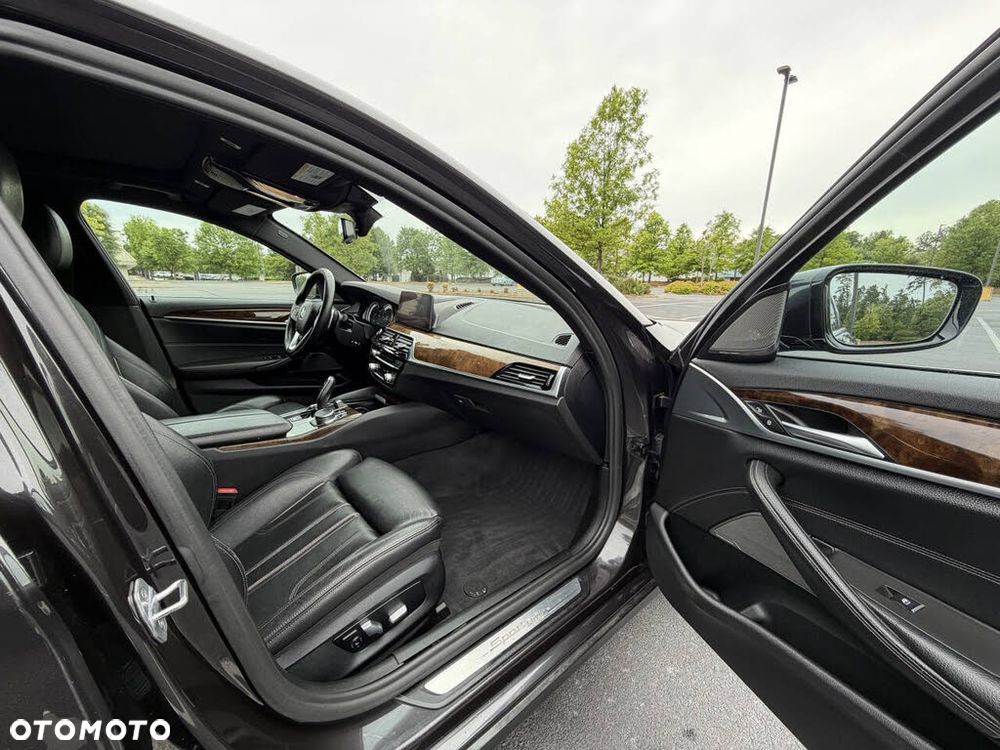 BMW Seria 5 520d Luxury Line - 18