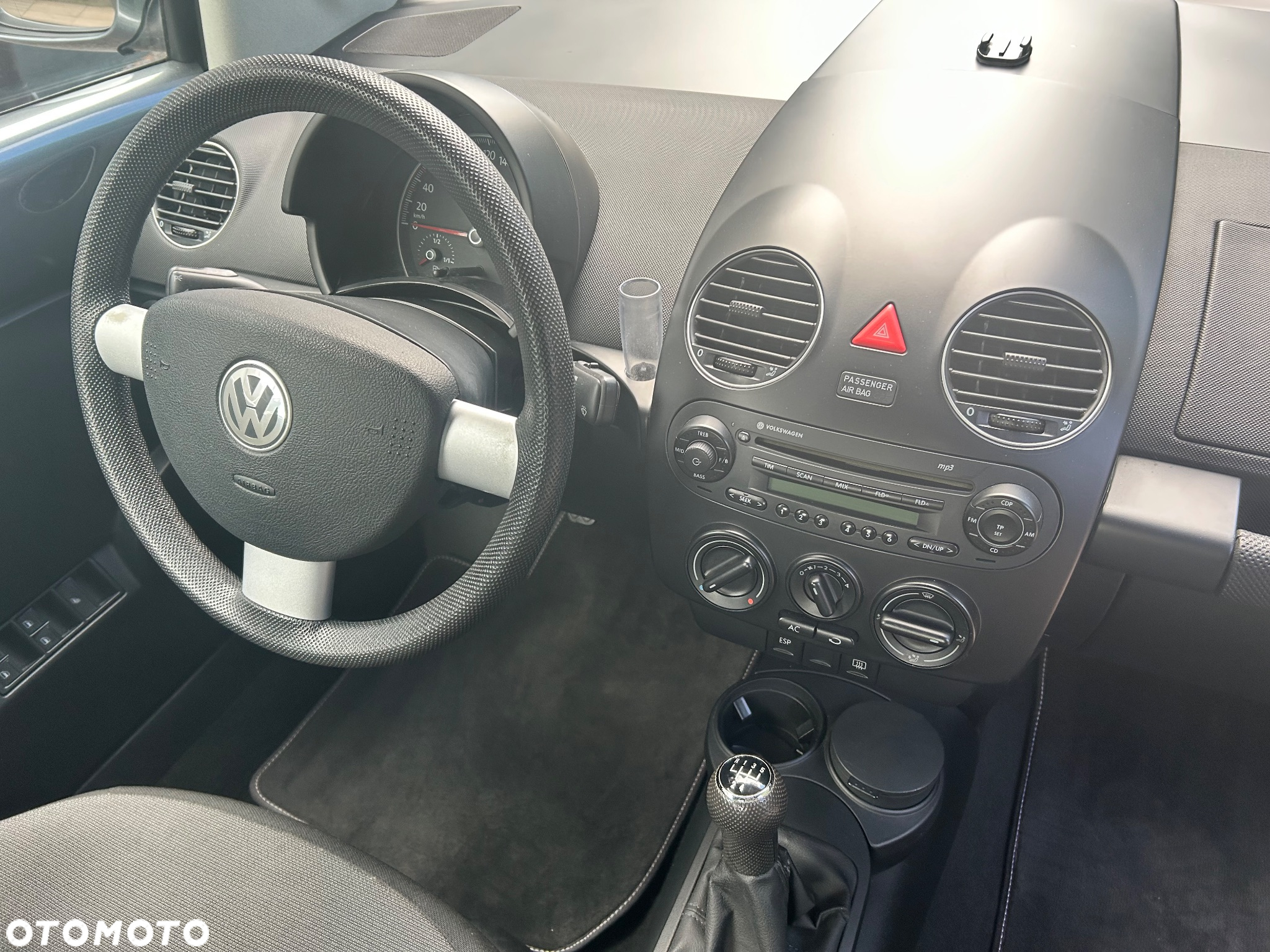 Volkswagen New Beetle 1.4 - 22