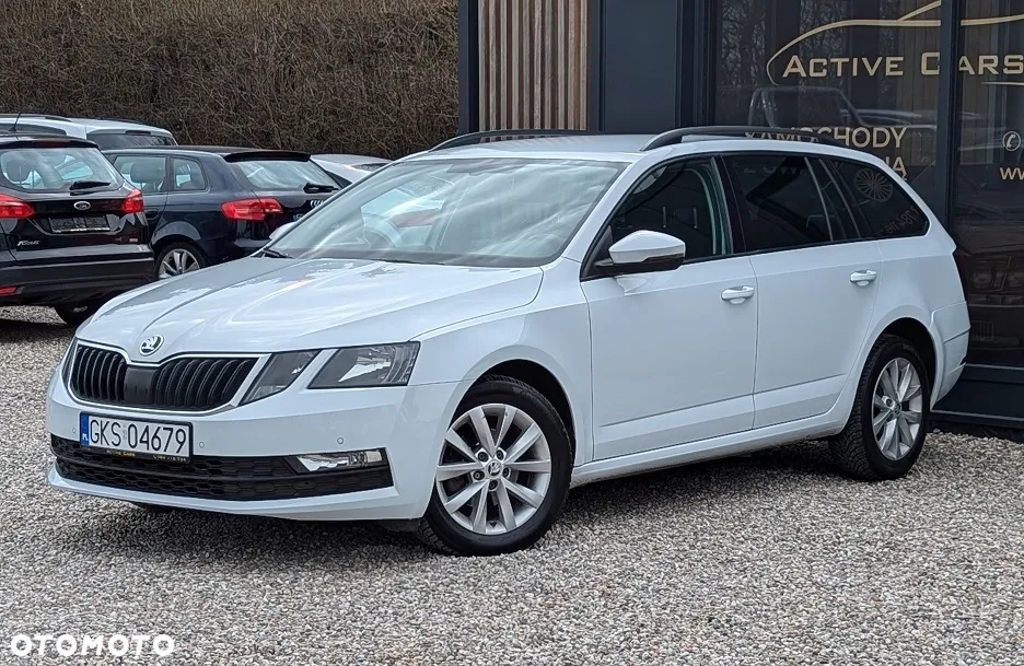 Skoda Octavia Combi 1.6 TDI DSG Style - 11