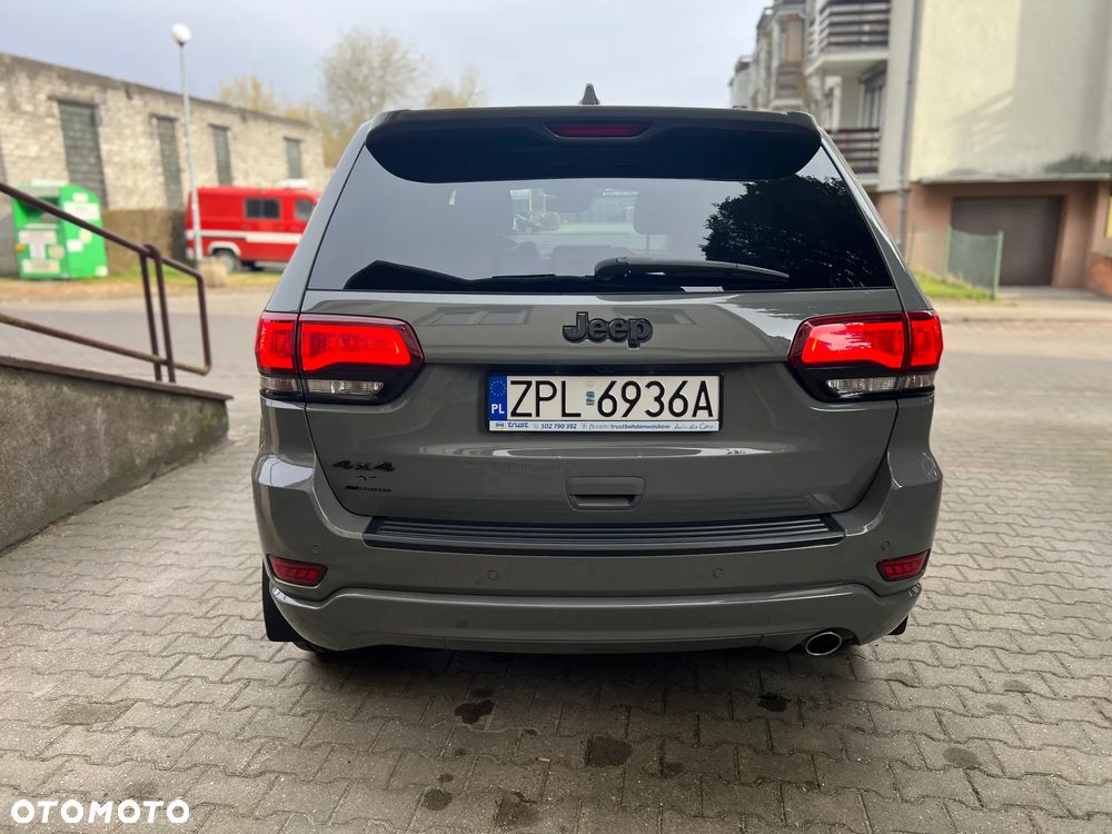 Jeep Grand Cherokee - 6