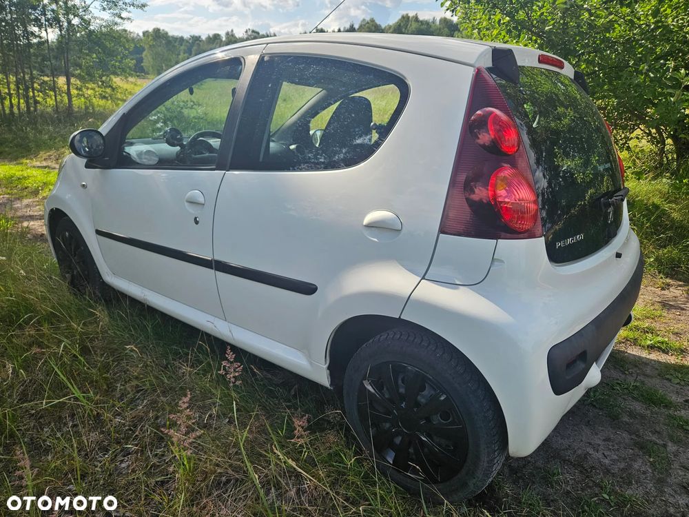 Peugeot 107 1.0 Trendy - 8