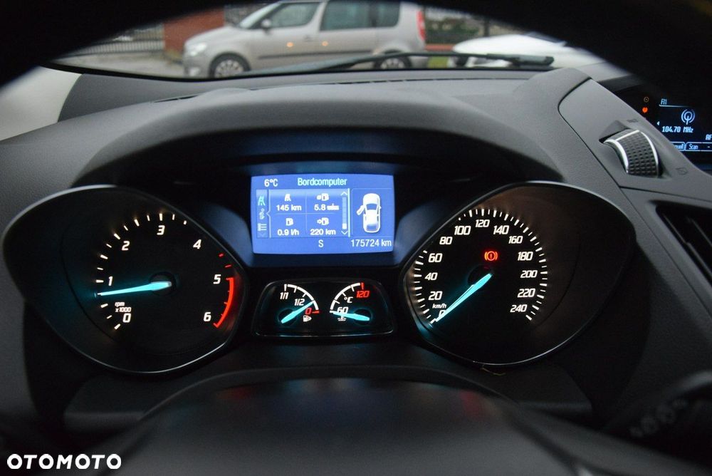 Ford Kuga 2.0 TDCi FWD Trend - 28