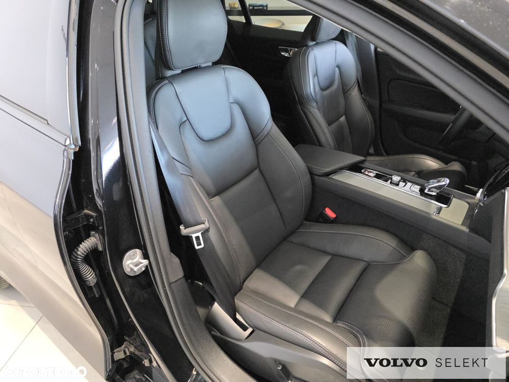 Volvo V60 - 25