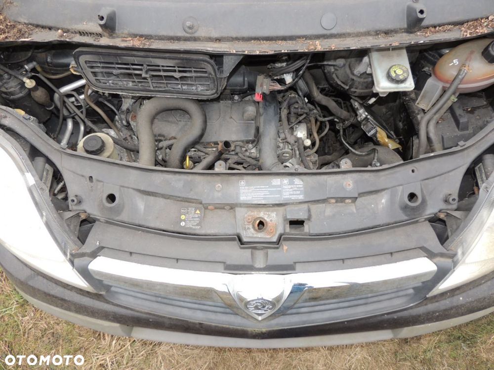 Pas przedni Opel Vivaro Passanger '13