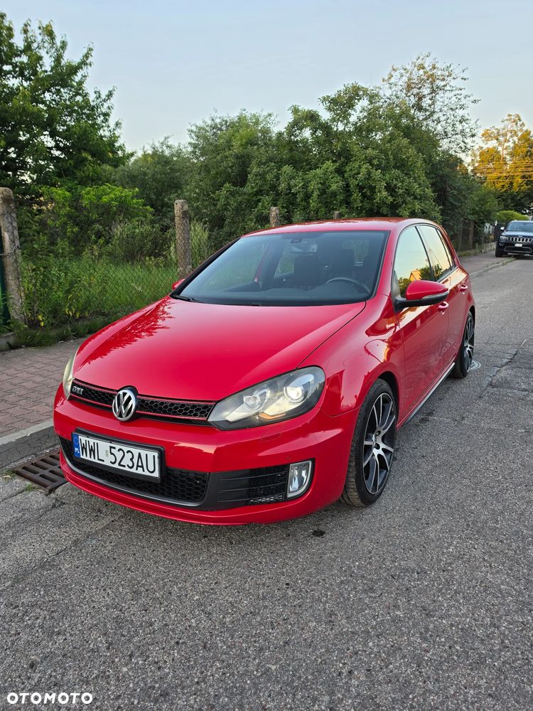 Volkswagen Golf 2.0 TSI GTI - 1