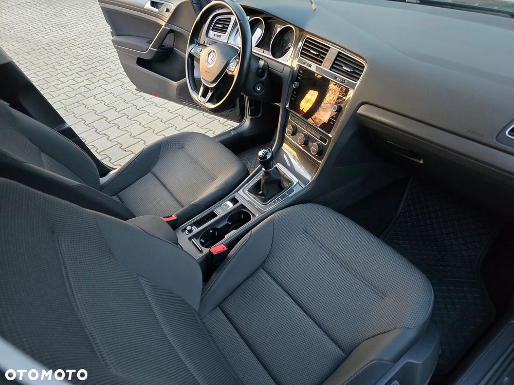 Volkswagen Golf Variant ver-1-0-tsi-highline - 19