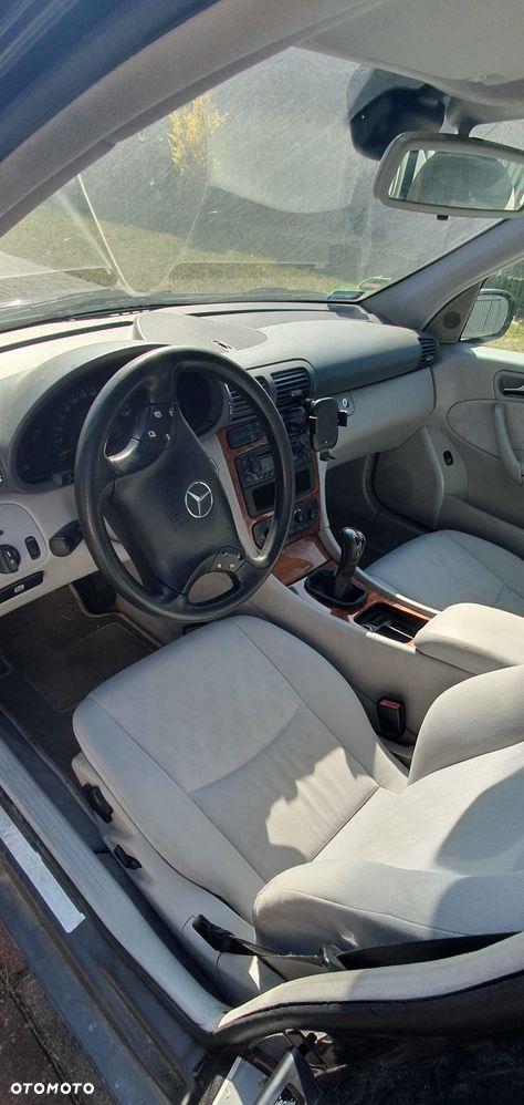 Mercedes-Benz Klasa C 200 T Kompressor Classic - 6