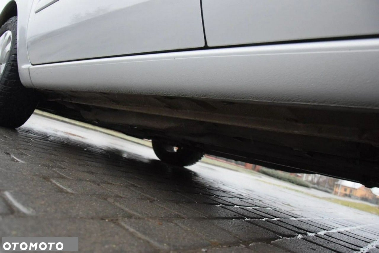 Opel Zafira 1.6 ECOFLEX Family Plus - 19