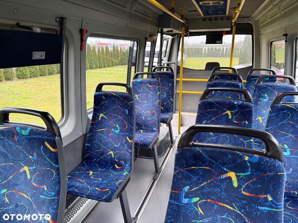 Mercedes-Benz Sprinter City - 9