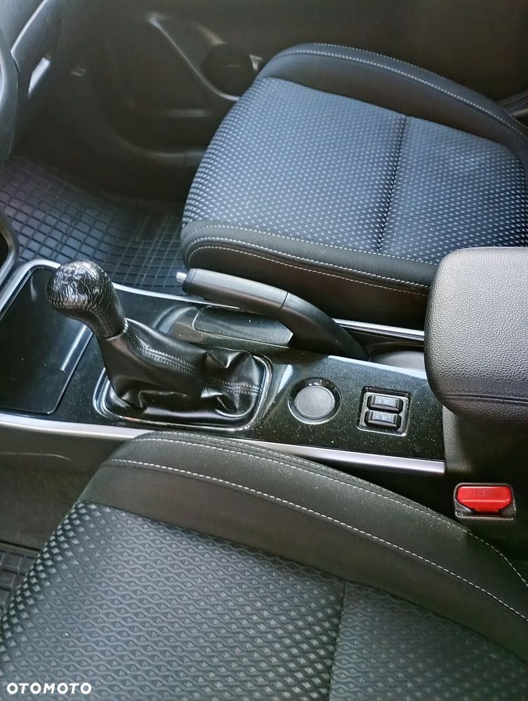 Mitsubishi Outlander 2.0 2WD Diamant - 10