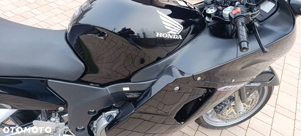 Kawasaki Ninja 1000 SX - 19