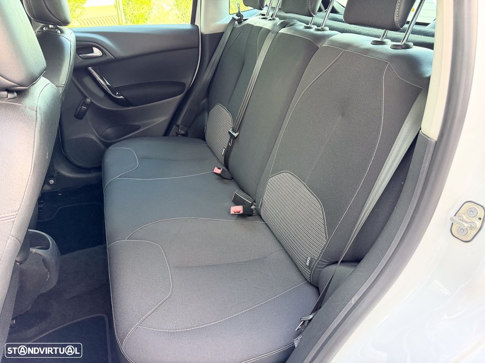 Citroën C3 1.2 PureTech Collection - 8