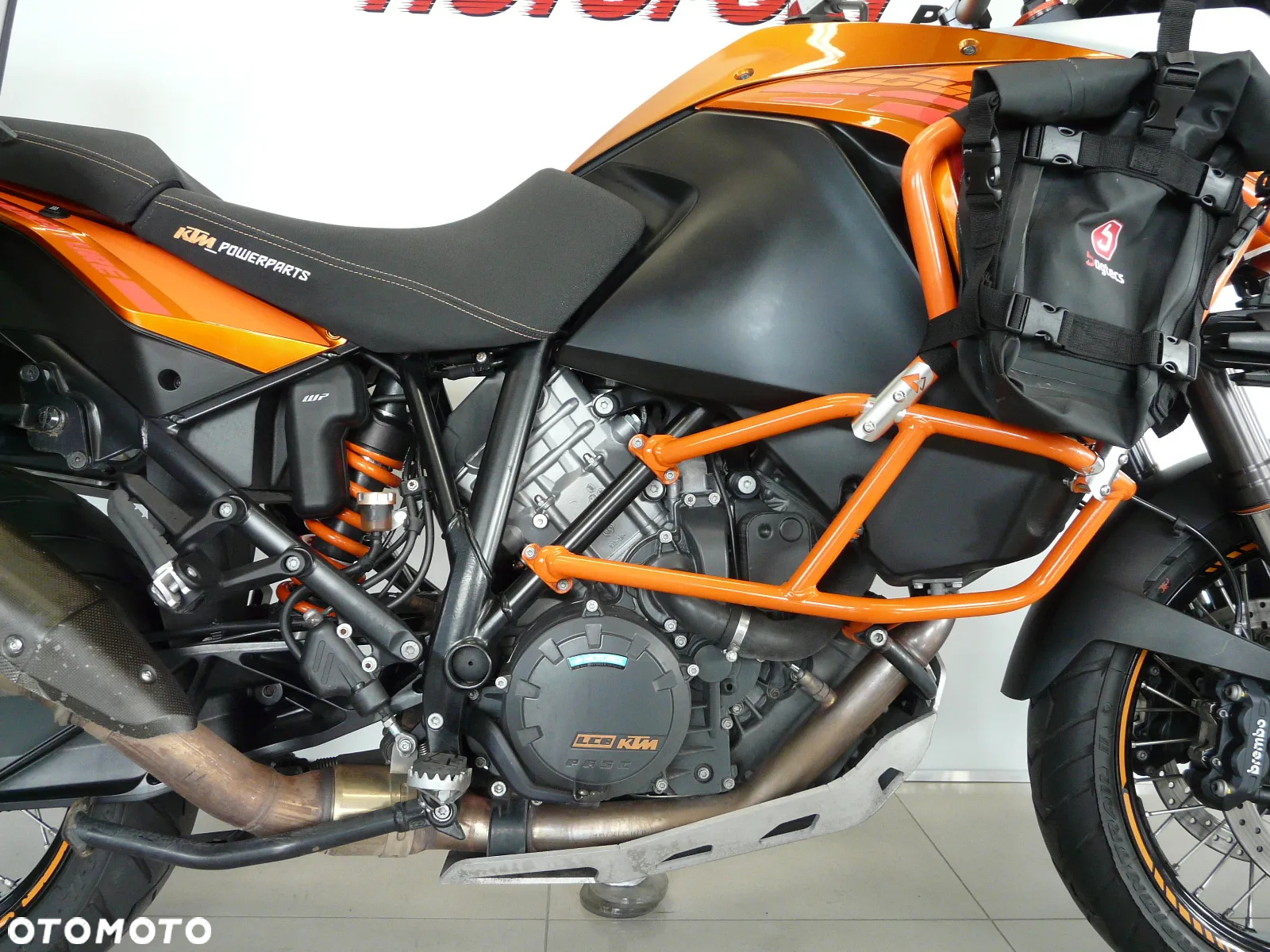 KTM Adventure - 8