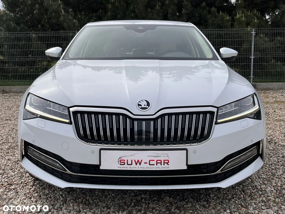 Skoda Superb 2.0 TDI SCR L&K DSG - 4