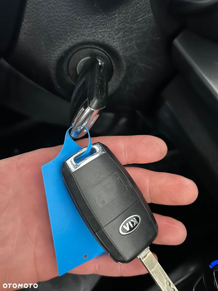 Kia Rio 1.2 L Business Line - 32