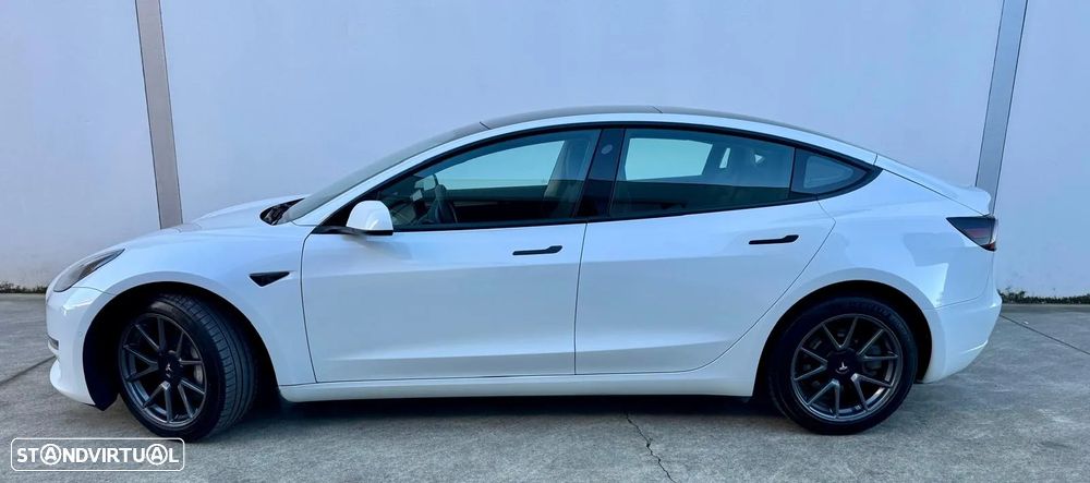 Tesla Model 3 Long-Range Dual Motor AWD - 18