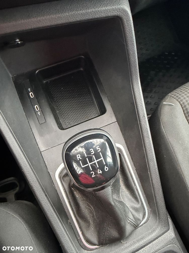 Volkswagen Caddy - 14