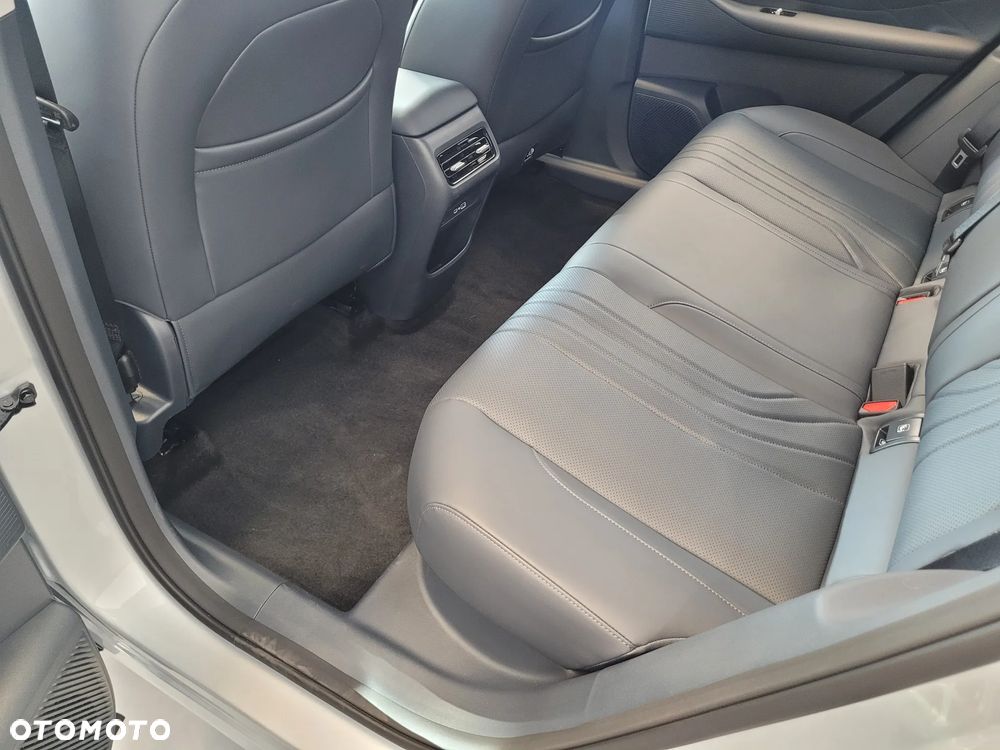 Geely Starray EM-i 1.5 PHEV Pro - 20