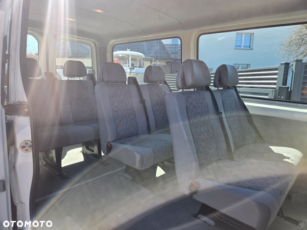 Volkswagen Crafter - 13