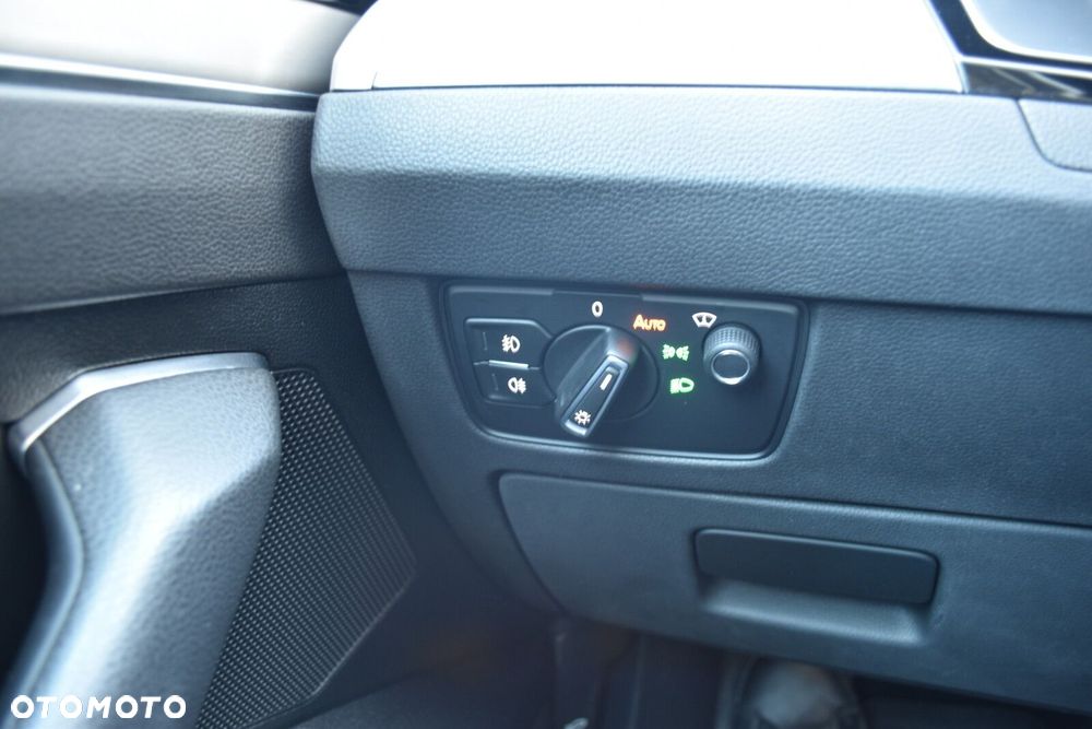 Volkswagen Passat 2.0 TDI Bi-Turbo BMT 4Mot Highline DSG - 24