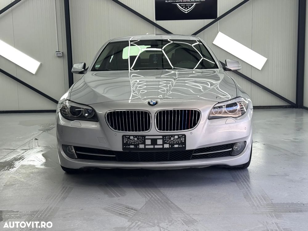 BMW Seria 5 525d Sport-Aut. - 2