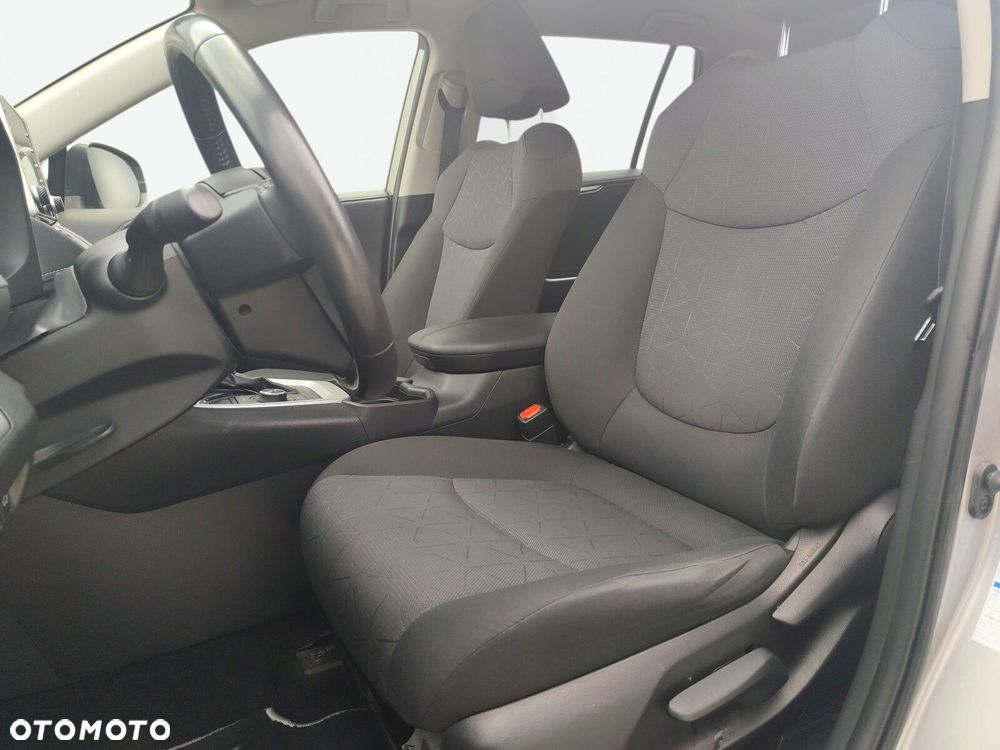 Toyota RAV4 - 10