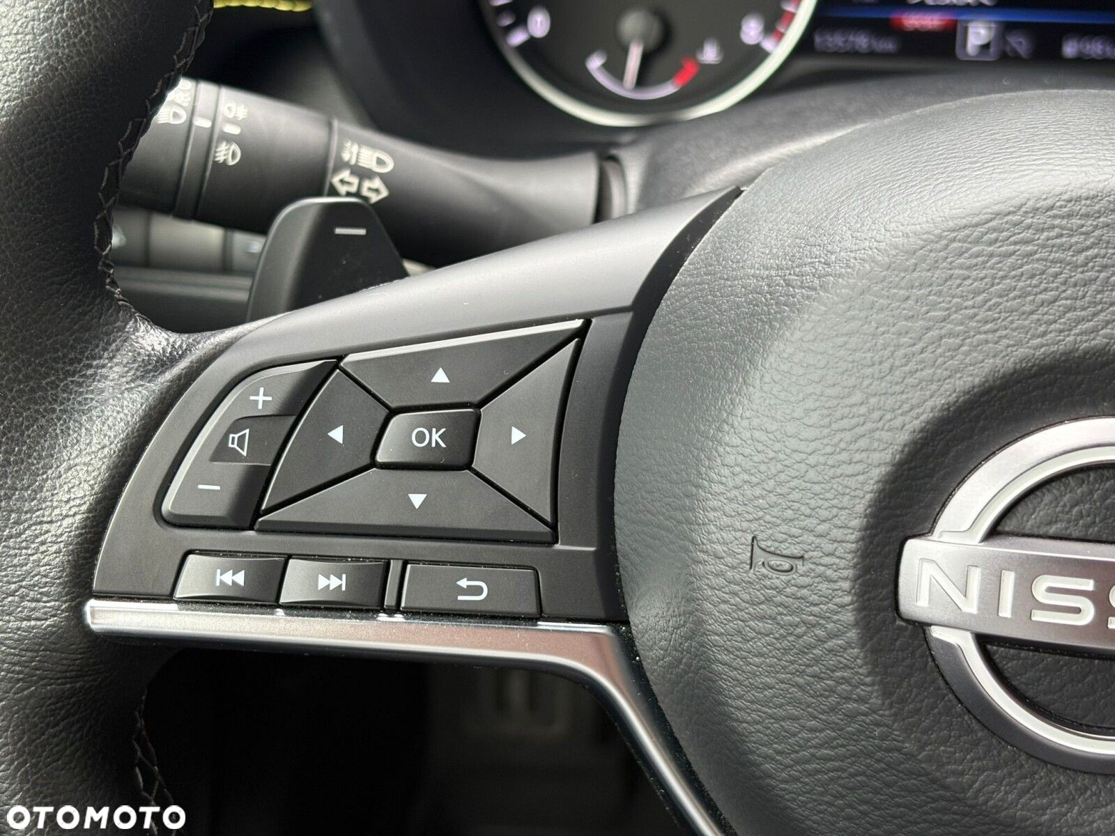 Nissan Juke 1.0 DIG-T Kiiro DCT - 13