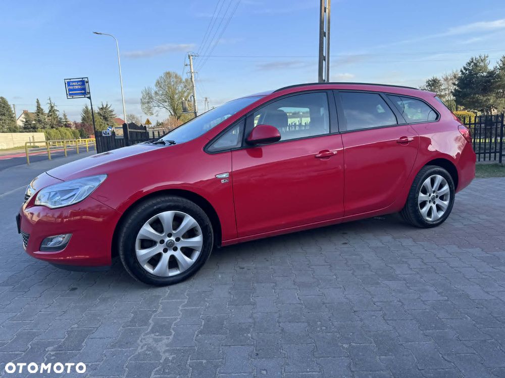 Opel Astra 1.7 CDTI DPF 150 Jahre - 10